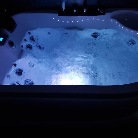 Lights Spa National Arena Mega Mall Monza Bukareszt Zewnętrze zdjęcie